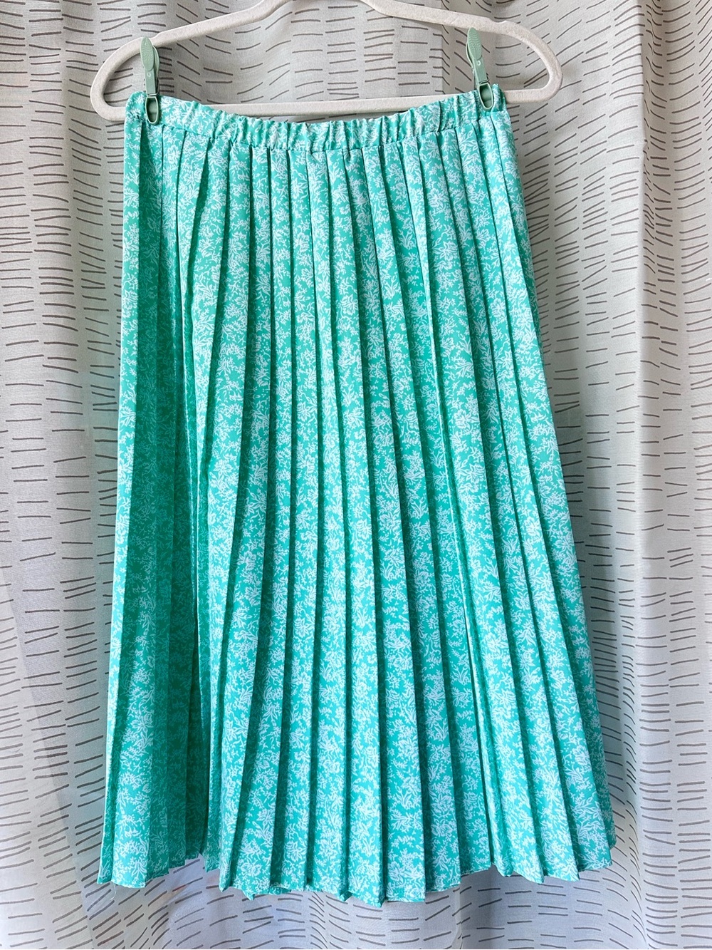 Vintage Pleated Mint Green Skirt